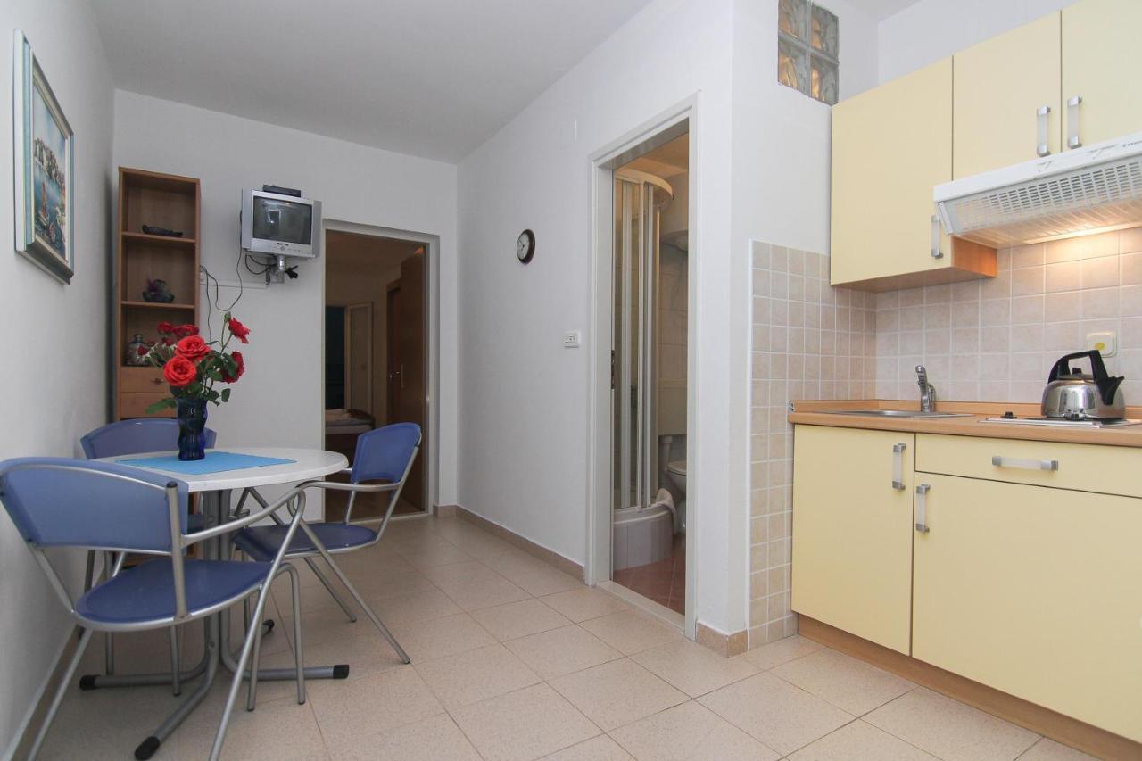 Apartments Villa Alex Podaca Eksteriør billede
